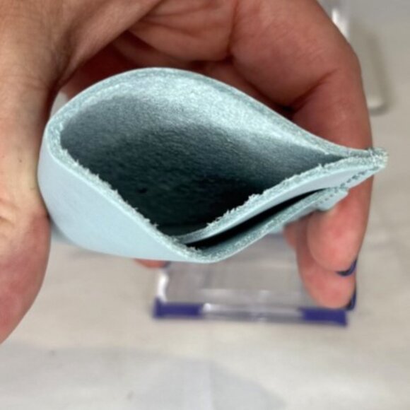 Portland Leather, Light Blue Slim Card Case / Wallet, BNNU - Picture 3 of 5